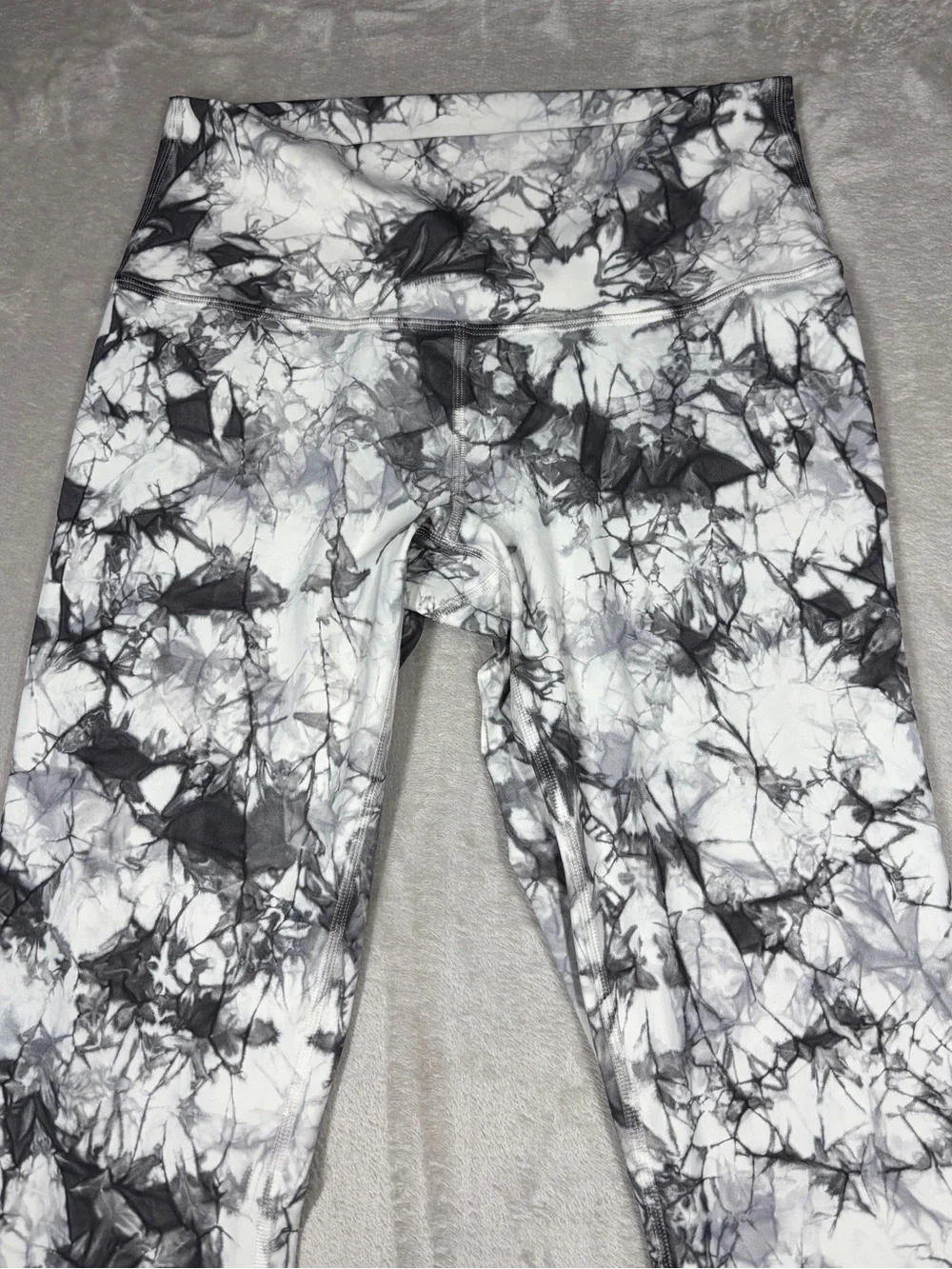 Lululemon Wunder Under High-Rise Tight Dual Shibori Gray White Leggings Size 8